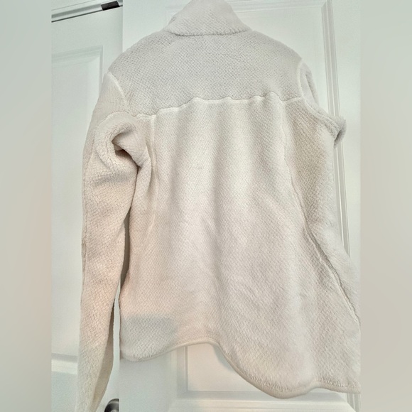 Patagonia Women's Lightweight Snap-T® Fleece Pullover - Picture 5 of 5